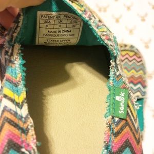 Sanuk Shoes - Sanuk zig zag slip-on! Sanuk Shoes - Sanuk zig zag slip-on!